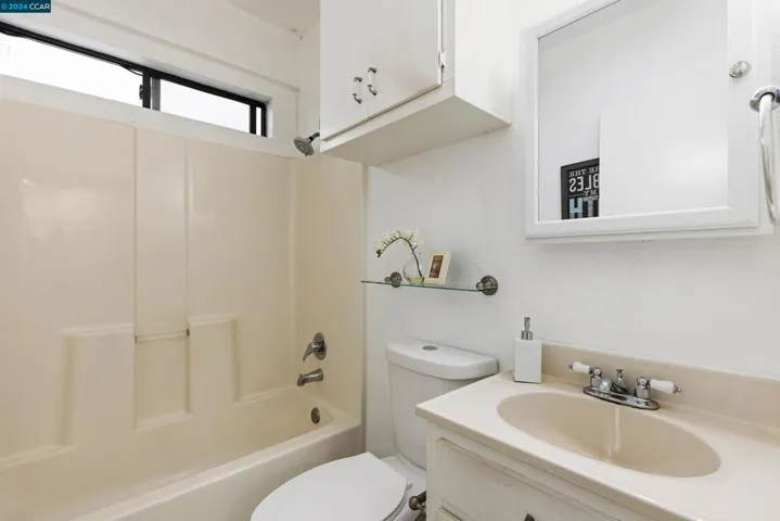921 Liberty St, El Cerrito, California 94530