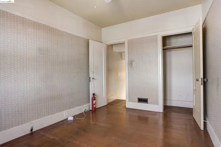 3748 High St, Oakland, California 94619