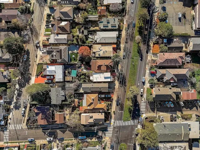3748 High St, Oakland, California 94619