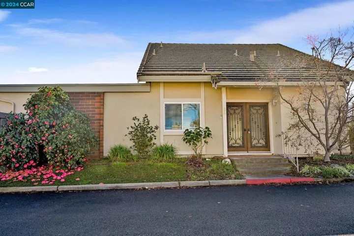 22 Long Creek Cir, Clayton, California 94517