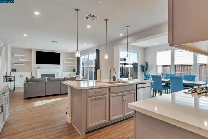 677 Belfonte, Oakley, California 94561