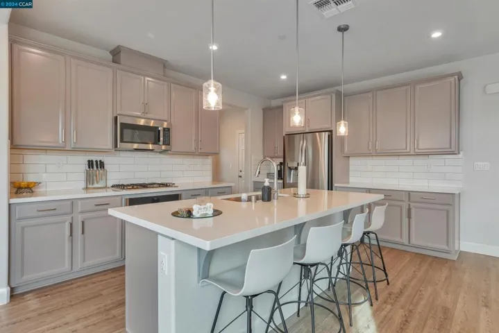677 Belfonte, Oakley, California 94561