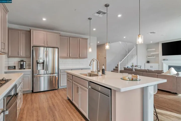 677 Belfonte, Oakley, California 94561