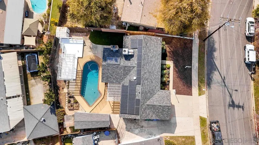 9357 Burning Tree Way, Santee, California 92071