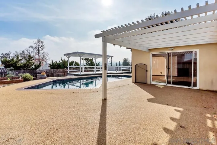 9357 Burning Tree Way, Santee, California 92071