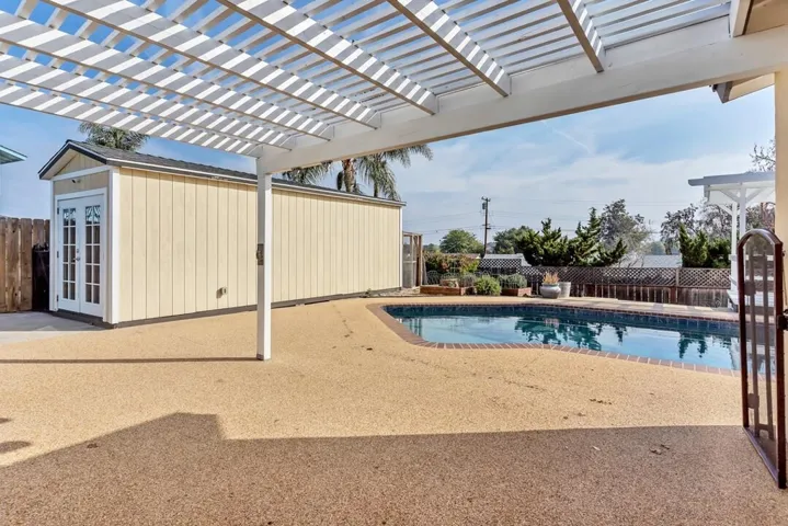 9357 Burning Tree Way, Santee, California 92071