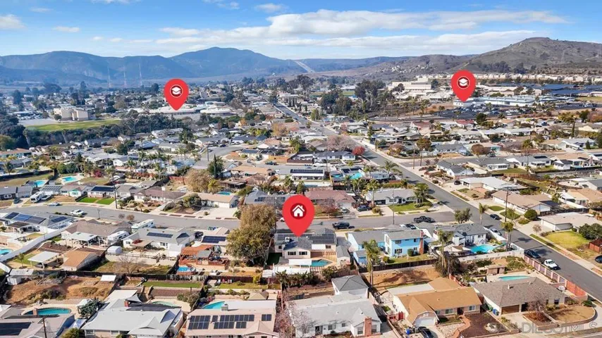 9357 Burning Tree Way, Santee, California 92071