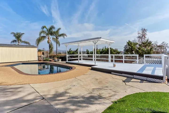 9357 Burning Tree Way, Santee, California 92071