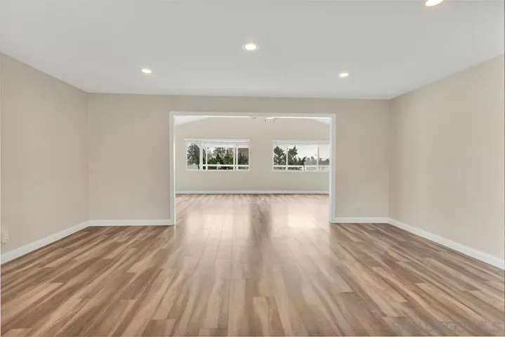 9357 Burning Tree Way, Santee, California 92071