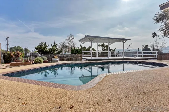 9357 Burning Tree Way, Santee, California 92071