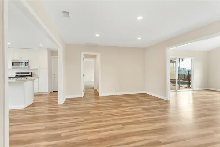 9357 Burning Tree Way, Santee, California 92071