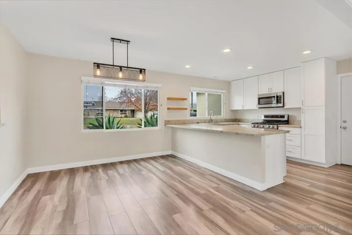 9357 Burning Tree Way, Santee, California 92071