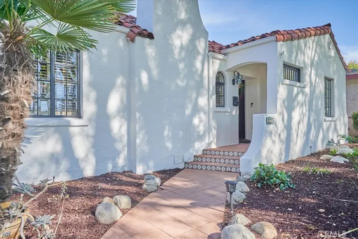 2575 2nd Street, La Verne, California 91750