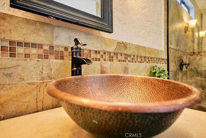 2575 2nd Street, La Verne, California 91750