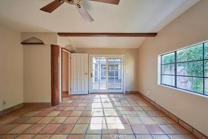 2575 2nd Street, La Verne, California 91750