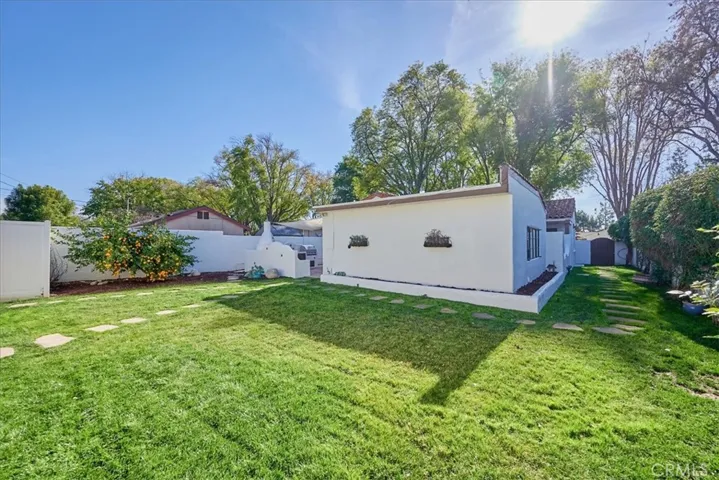 2575 2nd Street, La Verne, California 91750