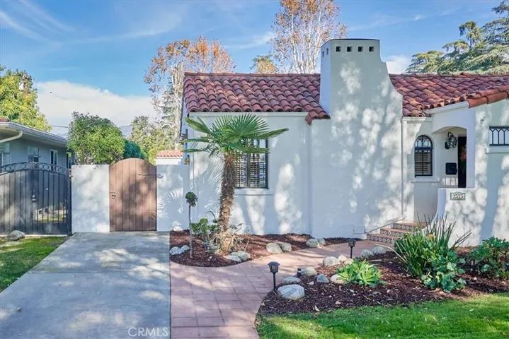2575 2nd Street, La Verne, California 91750