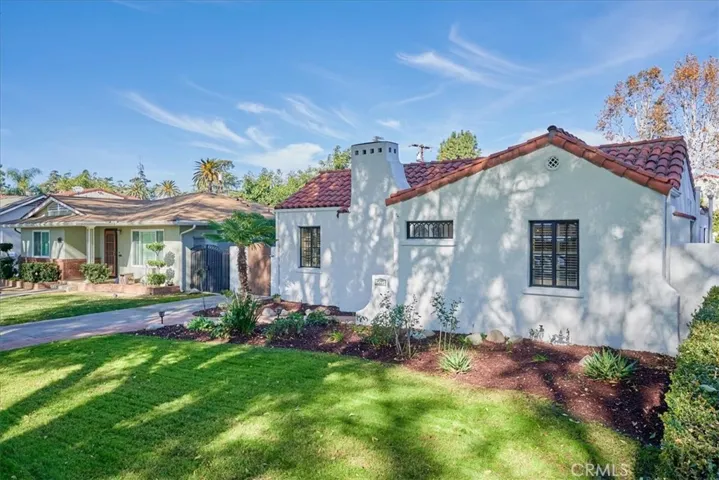 2575 2nd Street, La Verne, California 91750