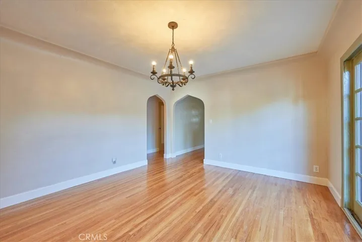 2575 2nd Street, La Verne, California 91750
