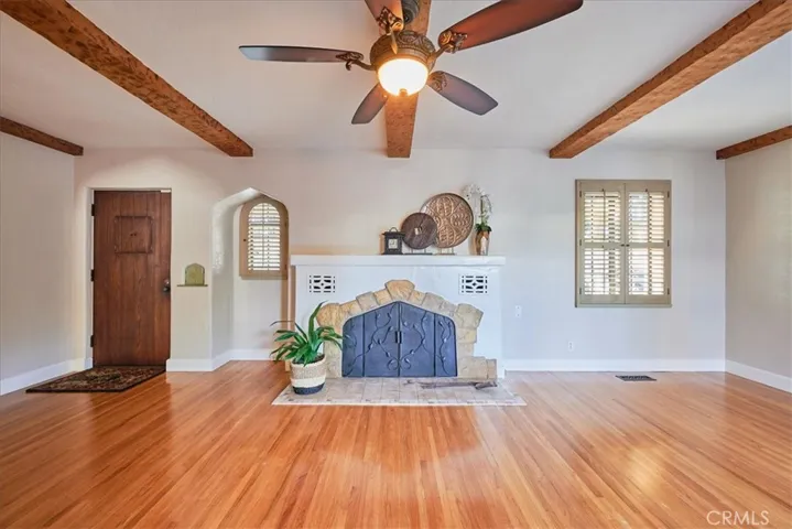 2575 2nd Street, La Verne, California 91750