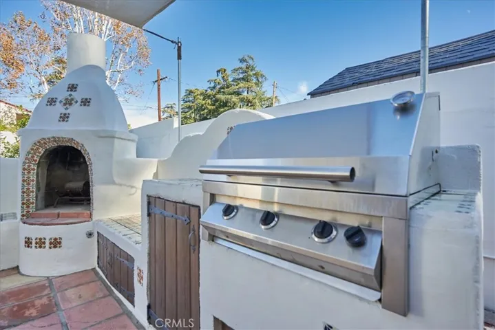 2575 2nd Street, La Verne, California 91750