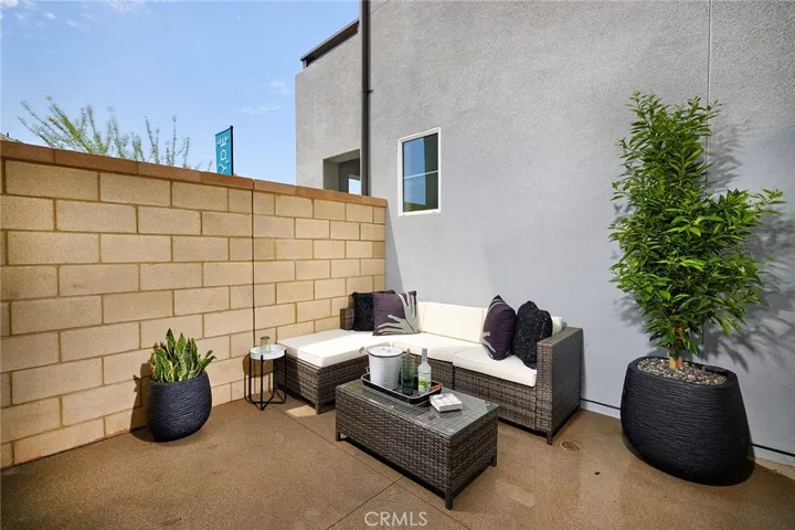 2437 E Hyde Paseo, Ontario, California 91762