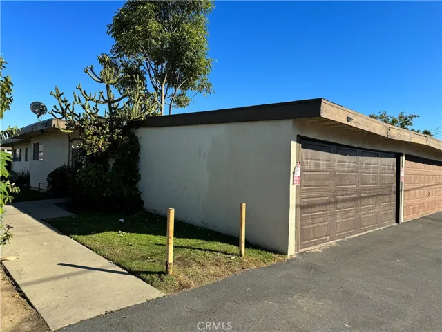 7596 Fillmore Drive, Buena Park, California 90620