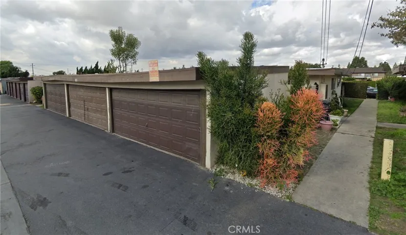 7596 Fillmore Drive, Buena Park, California 90620