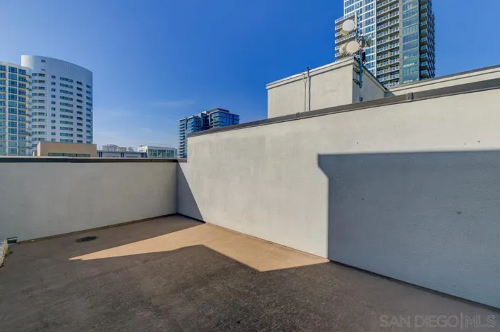 550 Park Blvd 2605, San Diego, California 92101