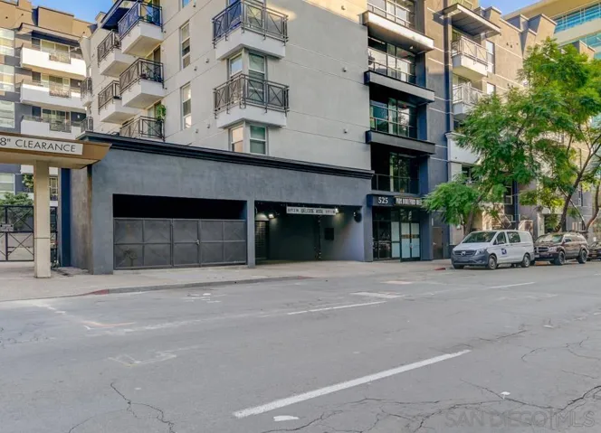 550 Park Blvd 2605, San Diego, California 92101