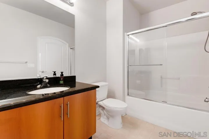 550 Park Blvd 2605, San Diego, California 92101