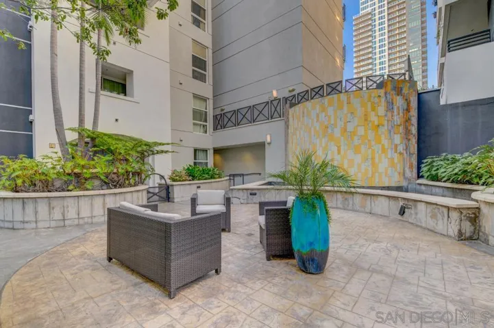 550 Park Blvd 2605, San Diego, California 92101