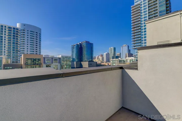 550 Park Blvd 2605, San Diego, California 92101
