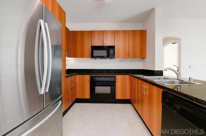 550 Park Blvd 2605, San Diego, California 92101