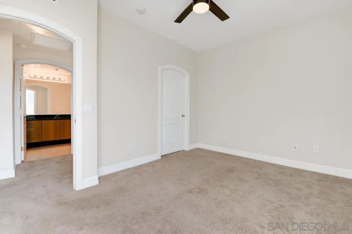 550 Park Blvd 2605, San Diego, California 92101