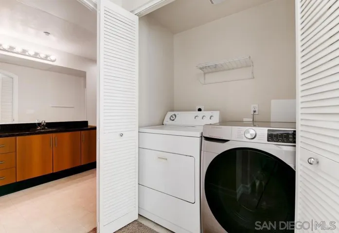 550 Park Blvd 2605, San Diego, California 92101