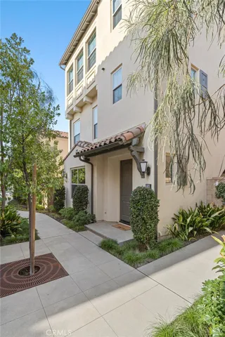 216 Milky Way, Irvine, California 92618