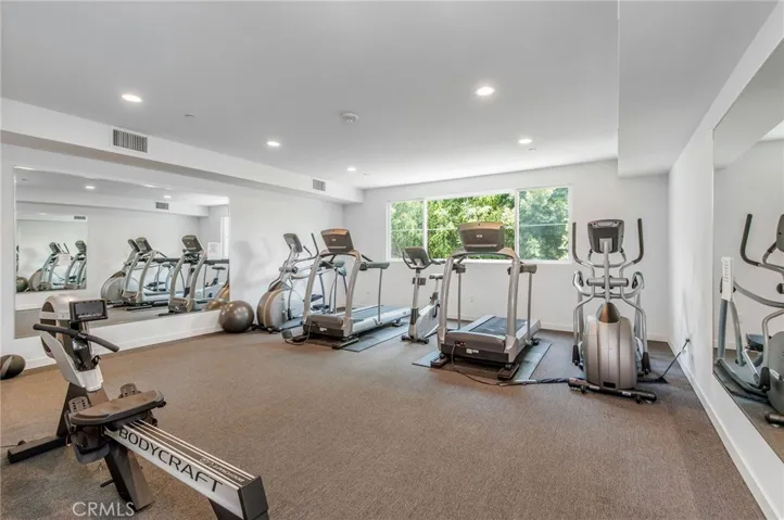 4240 Laurel Canyon Boulevard 106, Studio City, California 91604