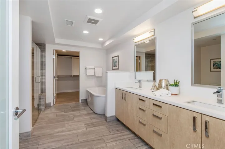 4240 Laurel Canyon Boulevard 106, Studio City, California 91604