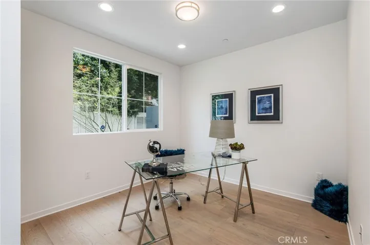 4240 Laurel Canyon Boulevard 106, Studio City, California 91604