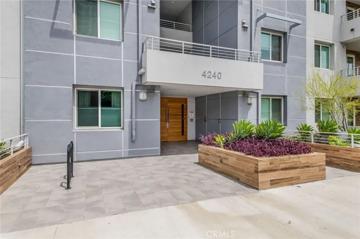 4240 Laurel Canyon Boulevard 106, Studio City, California 91604