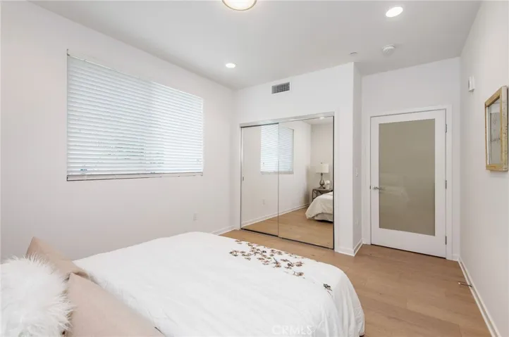 4240 Laurel Canyon Boulevard 106, Studio City, California 91604