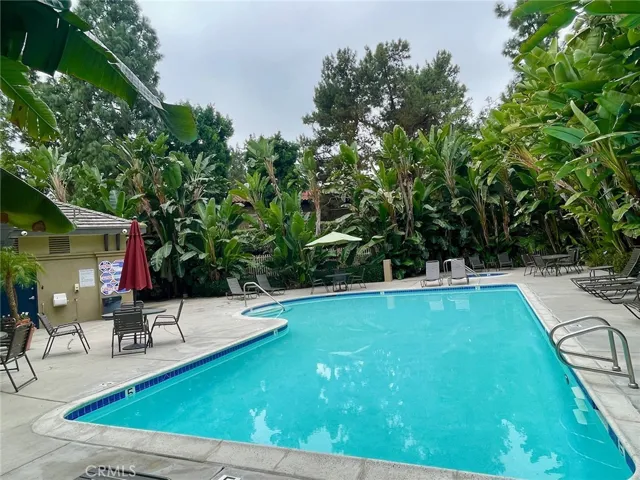 HOA pool