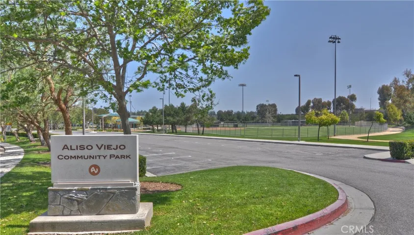 Tons of parks all over Aliso Viejo