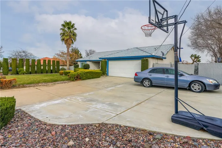 11151 Redwood Avenue, Hesperia, California 92345