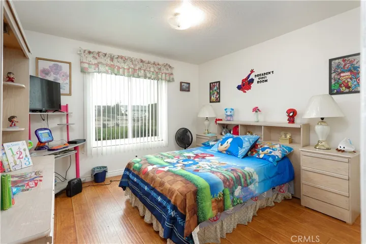 11151 Redwood Avenue, Hesperia, California 92345