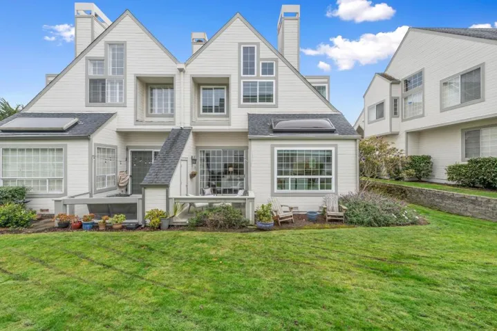 116 Birkdale Road, Half Moon Bay, California 94019