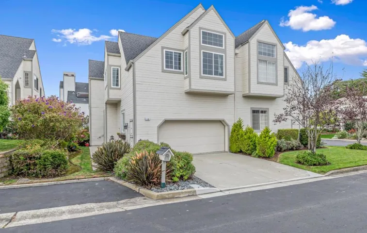 116 Birkdale Road, Half Moon Bay, California 94019