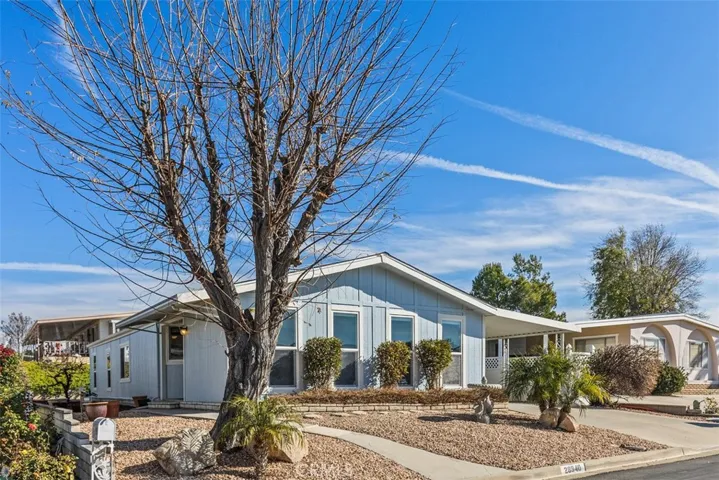 Welcome to 28940 Via Norte Vista!