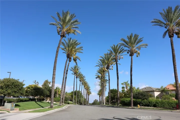 Eagle Glen Parkway